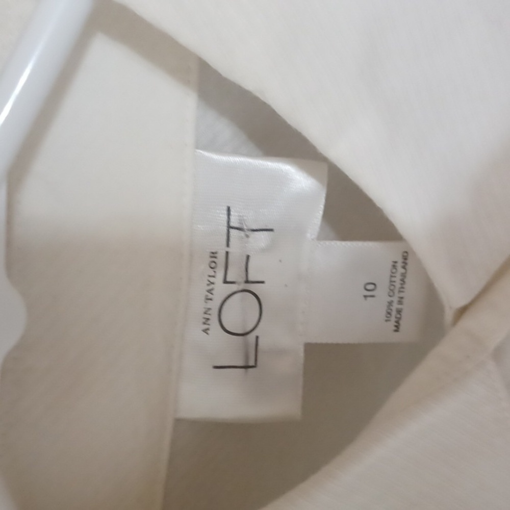 SIZE 10 ANN TAYLOR LOFT CREAM BLOUSE - Picture 2 of 5